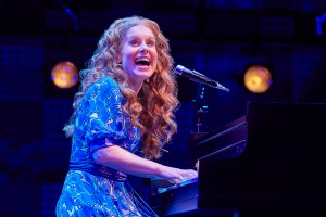 Beautiful – The Carole King Musical, London Aldwych Theatre _R2_1026